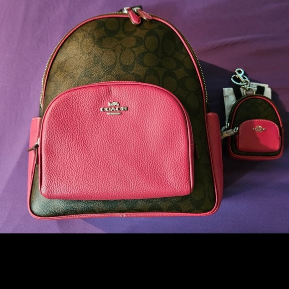 Coach backpack+mini charm - Picture 6 of 8